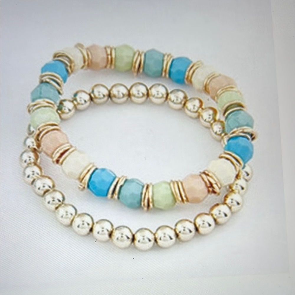 Seven layered Gold and Multicolor Beaded Bracelet Set 🆕 - Picture 3 of 3
